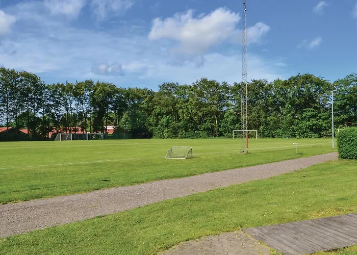 Halvejen Xi Feriehus Spjald